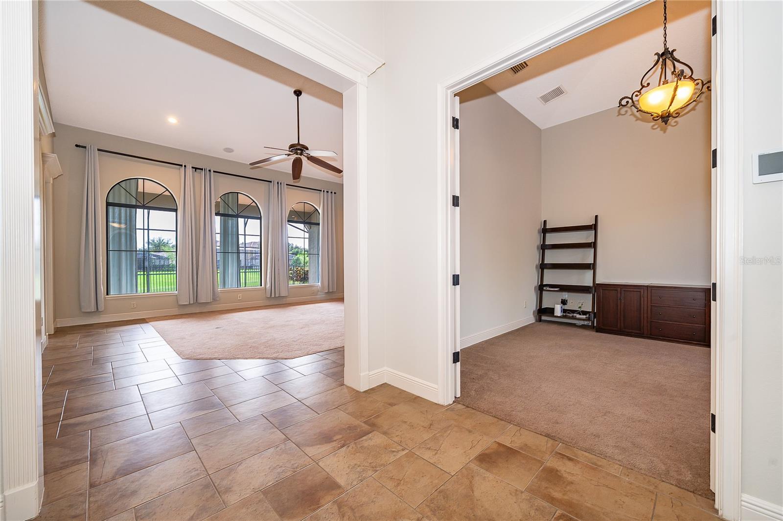 VENEZIA - Residential Lease