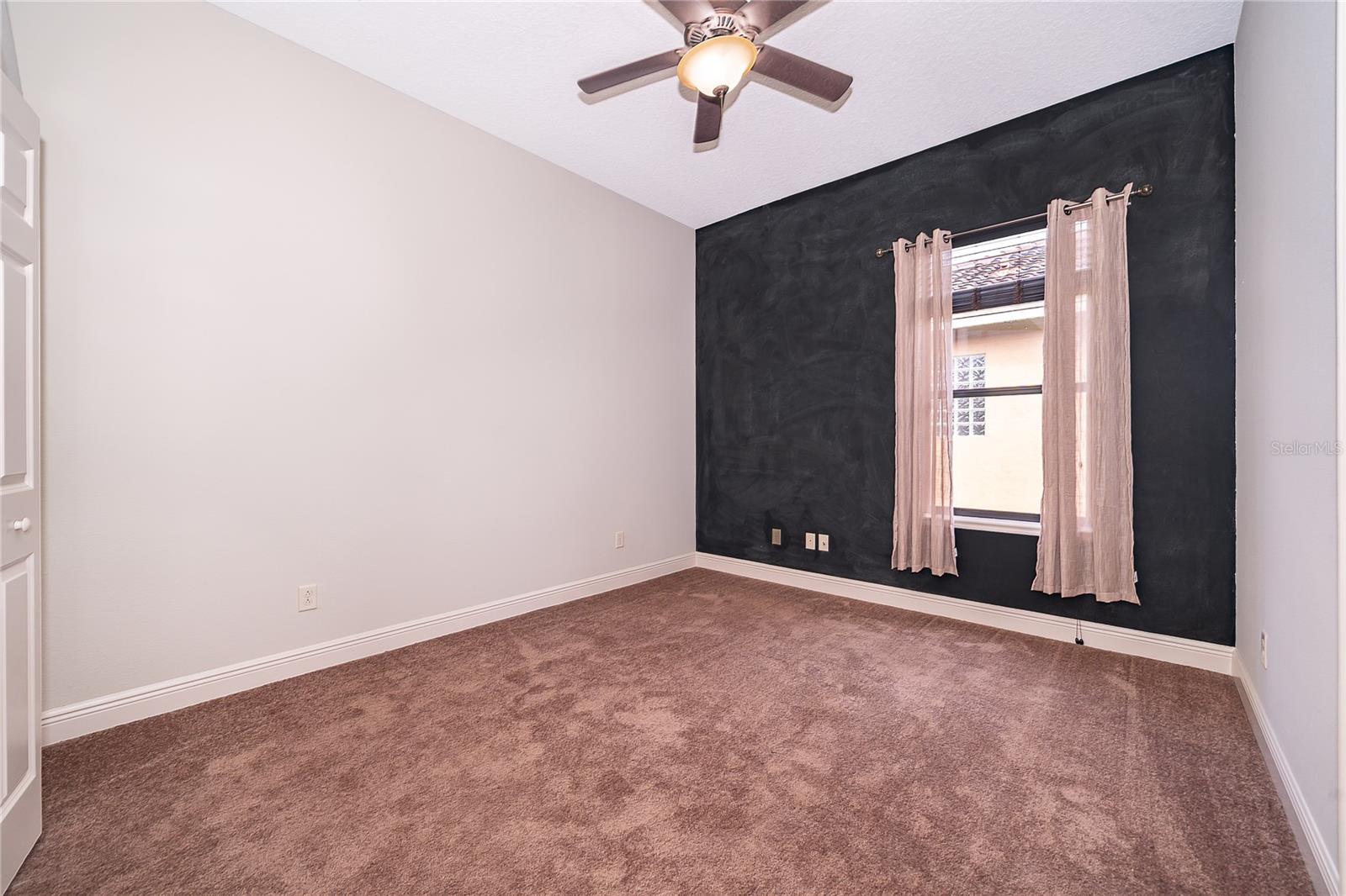 VENEZIA - Residential Lease