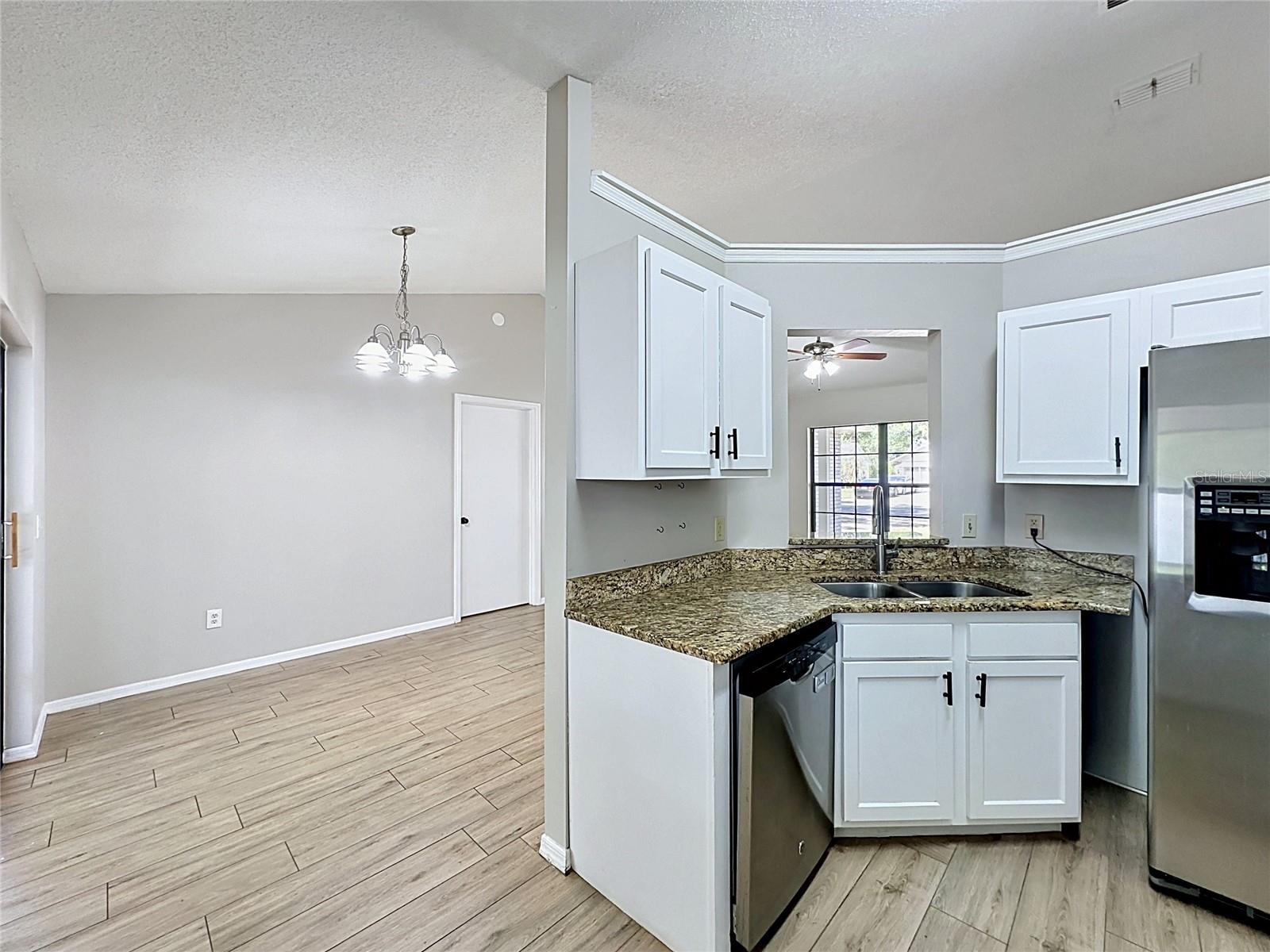HEATHER GLEN - Residential