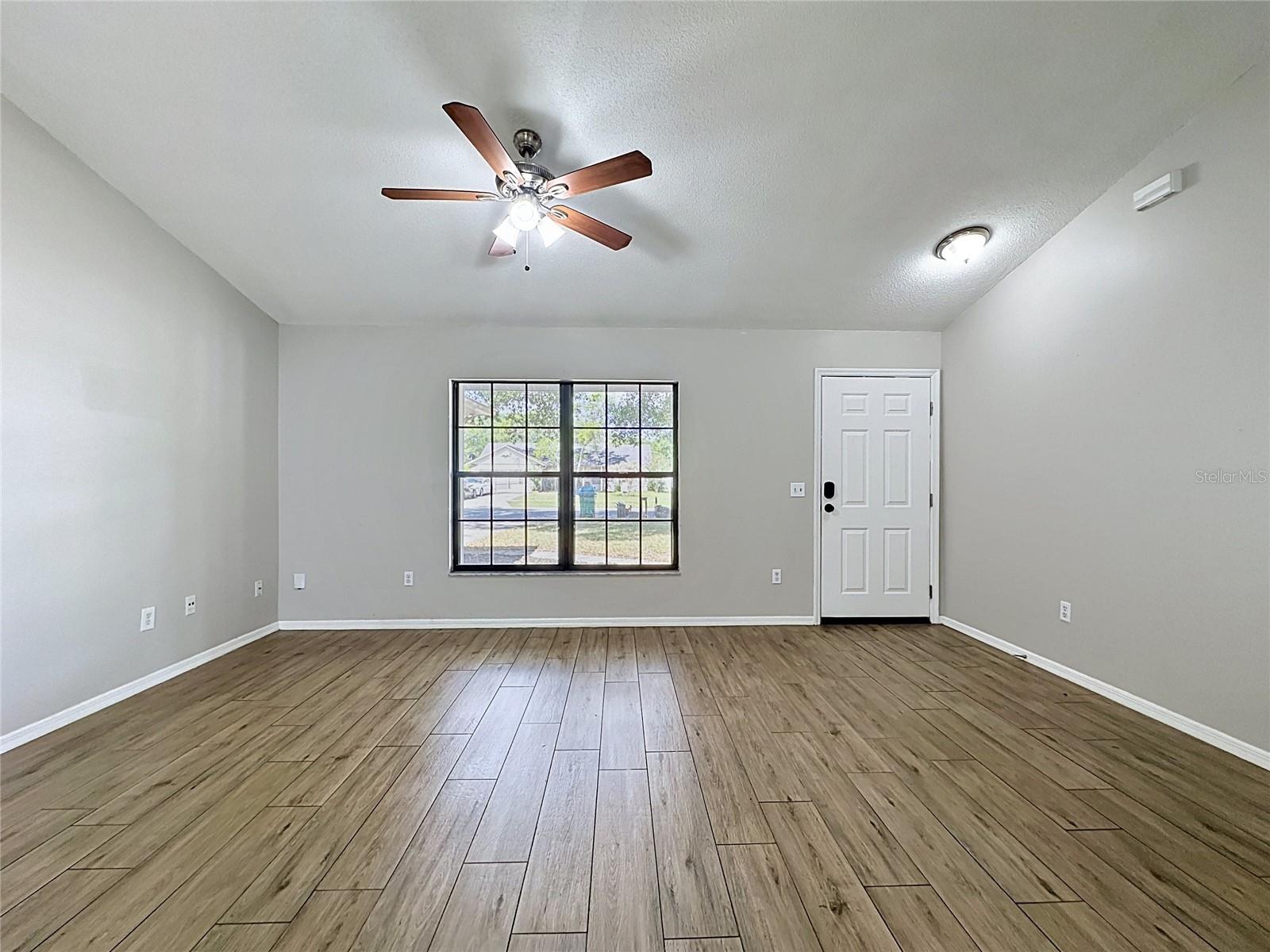 HEATHER GLEN - Residential