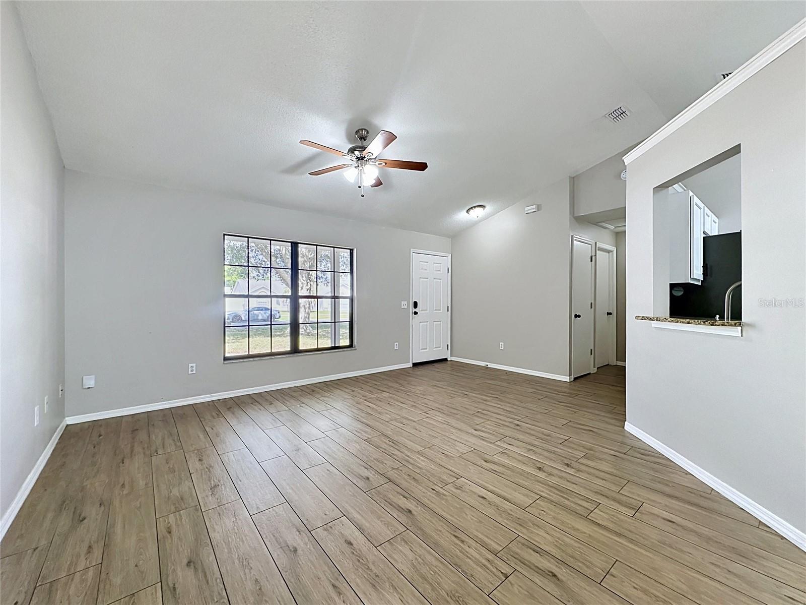 HEATHER GLEN - Residential