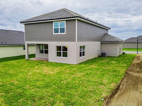 A home in AUBURNDALE