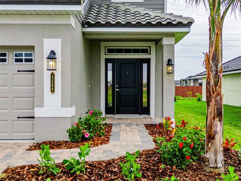 A home in AUBURNDALE