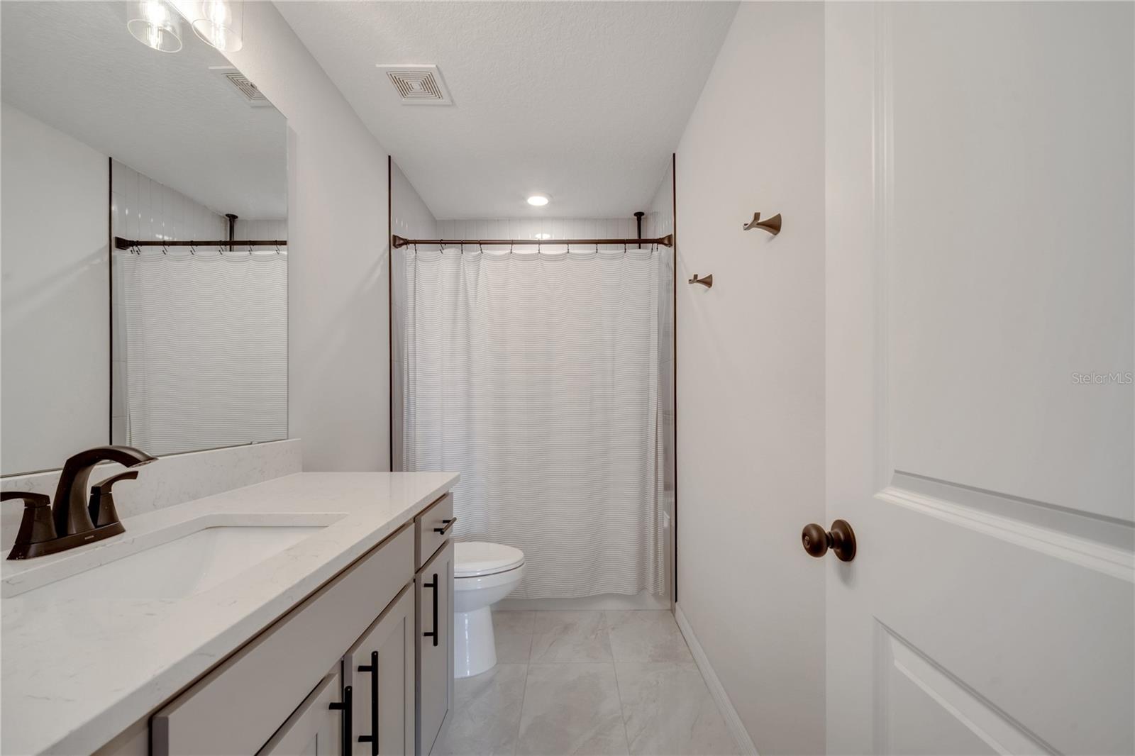 EVERBE PH 1A - Residential