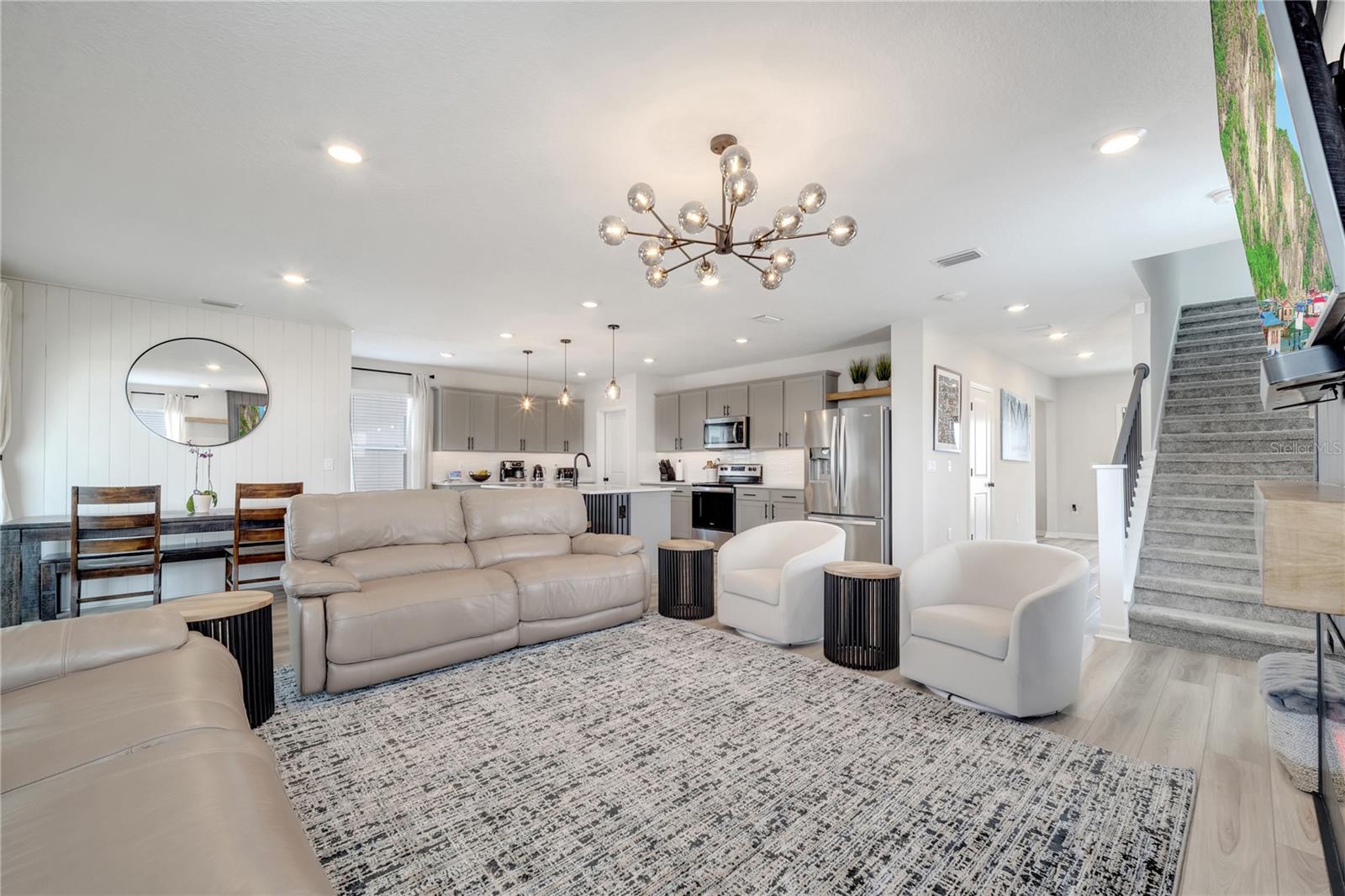 EVERBE PH 1A - Residential