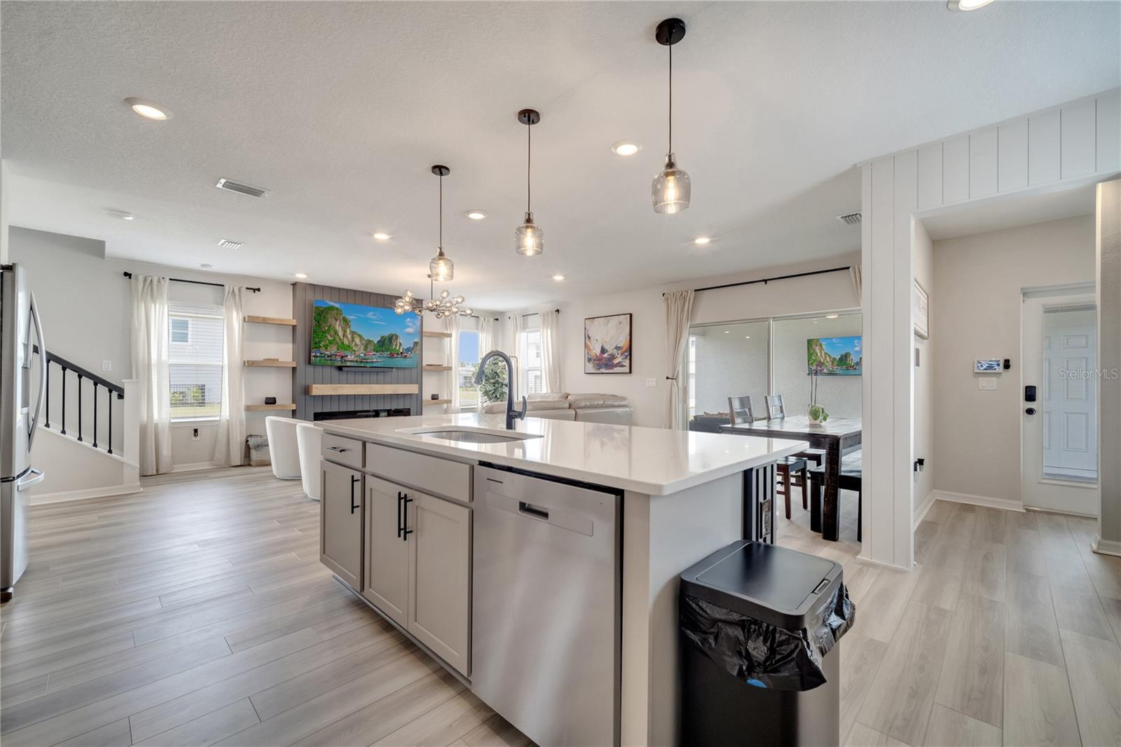 EVERBE PH 1A - Residential