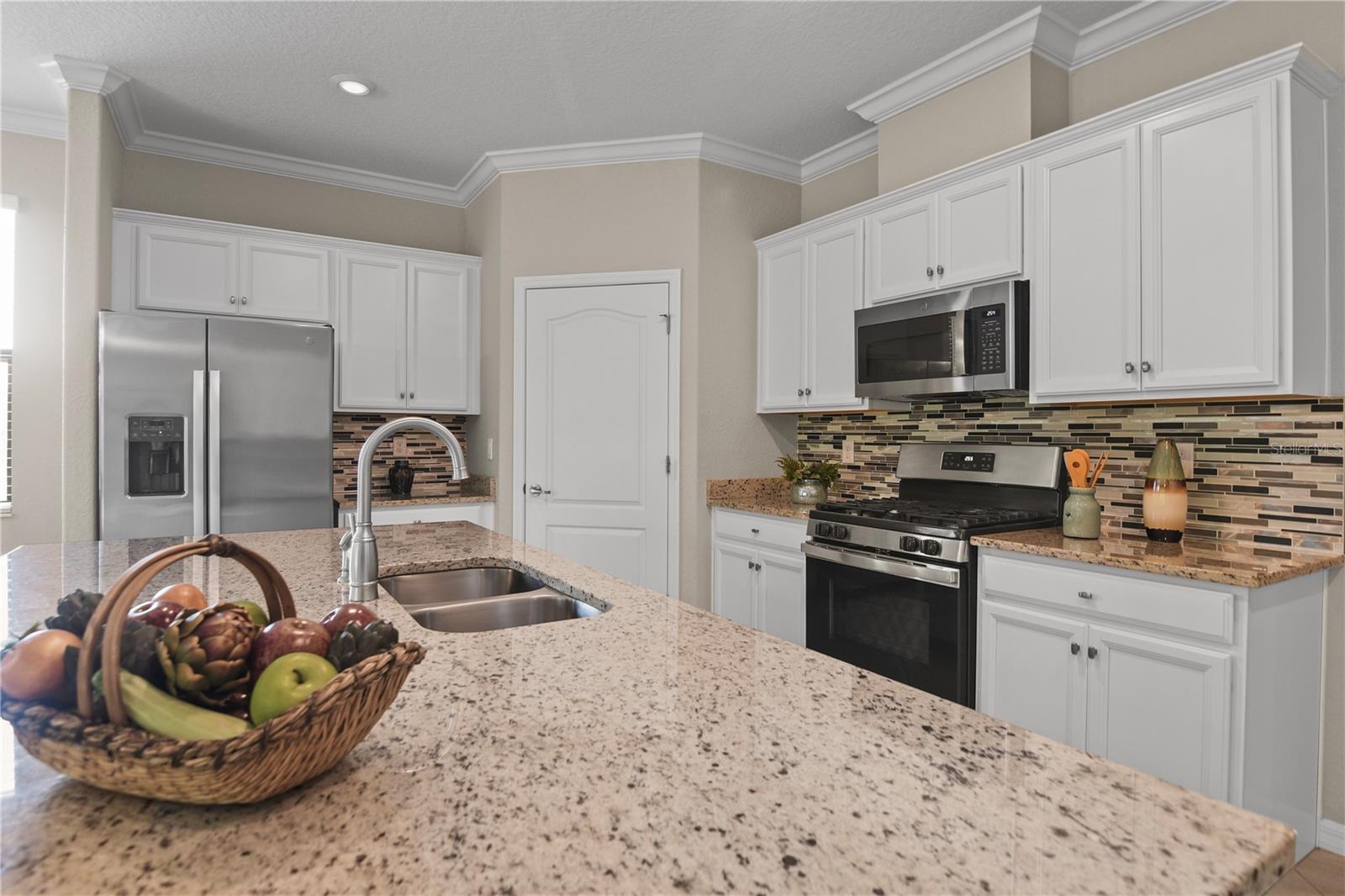 ROSEDALE ADD PH II - Residential Lease