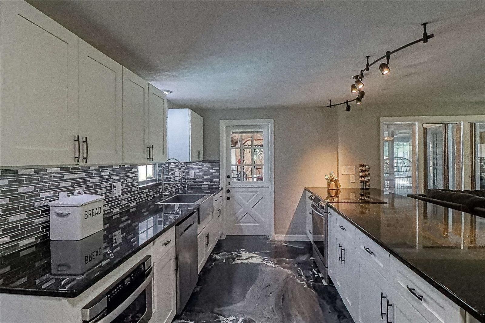 UNPLATTED - Residential