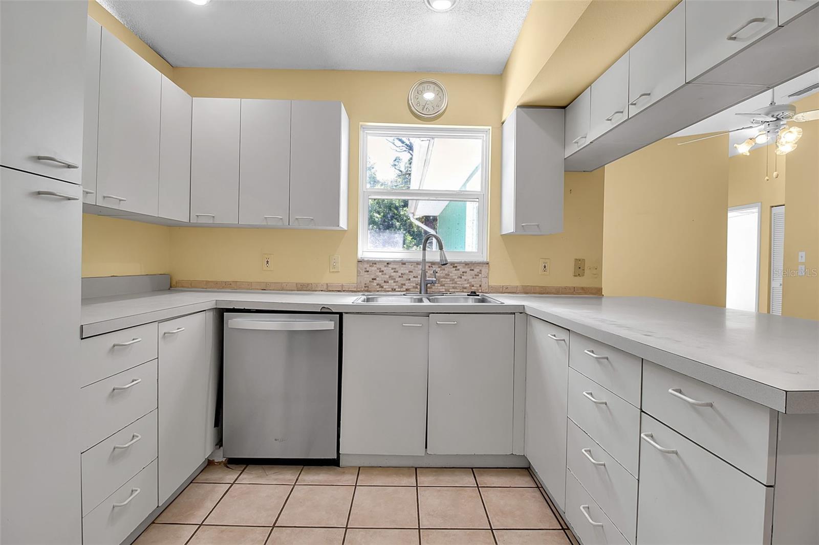 PHILLIPPI GARDENS 15 - Residential