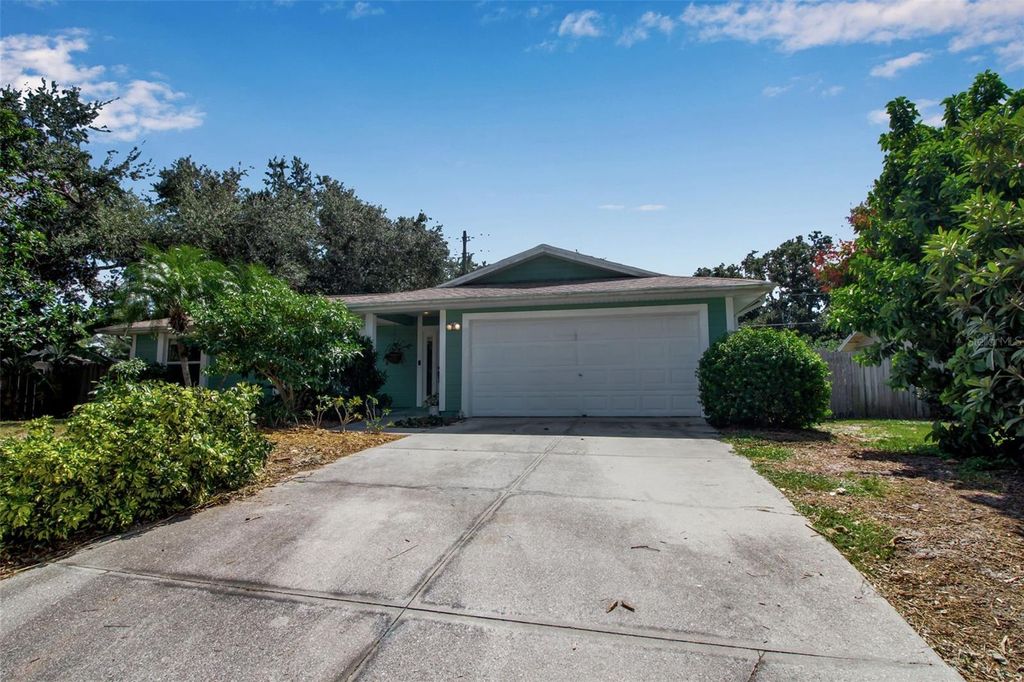 Photo of 2628 Britannia Road, Sarasota, FL 34231 (MLS # A4668996)