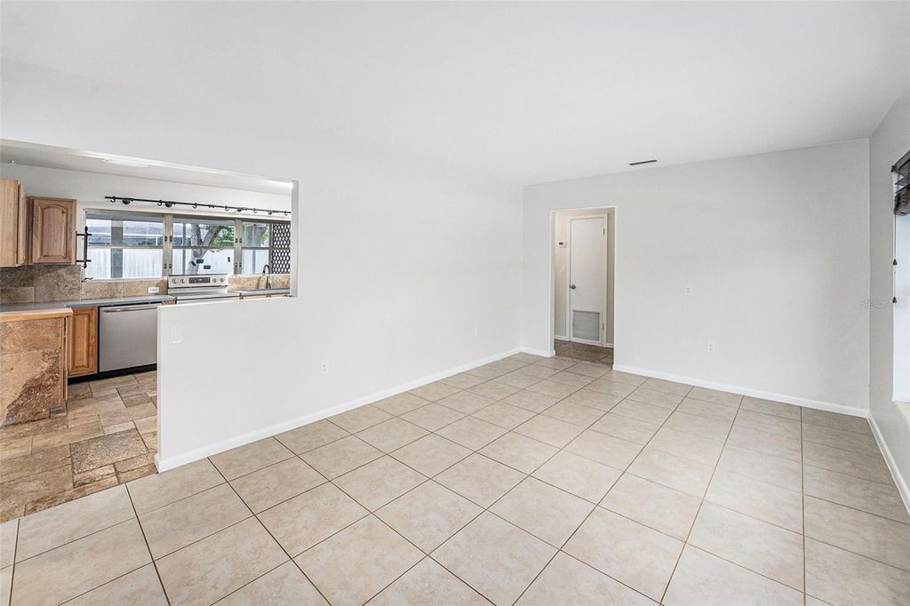 Photo of 15 S Nimbus Avenue, Clearwater, FL 33765 (MLS # O6337492)
