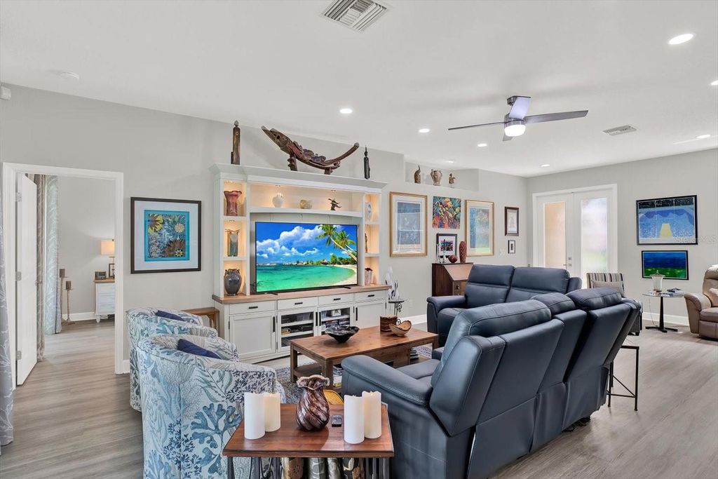 Photo of 1713 60th Street S, Gulfport, FL 33707 (MLS # TB8416484)