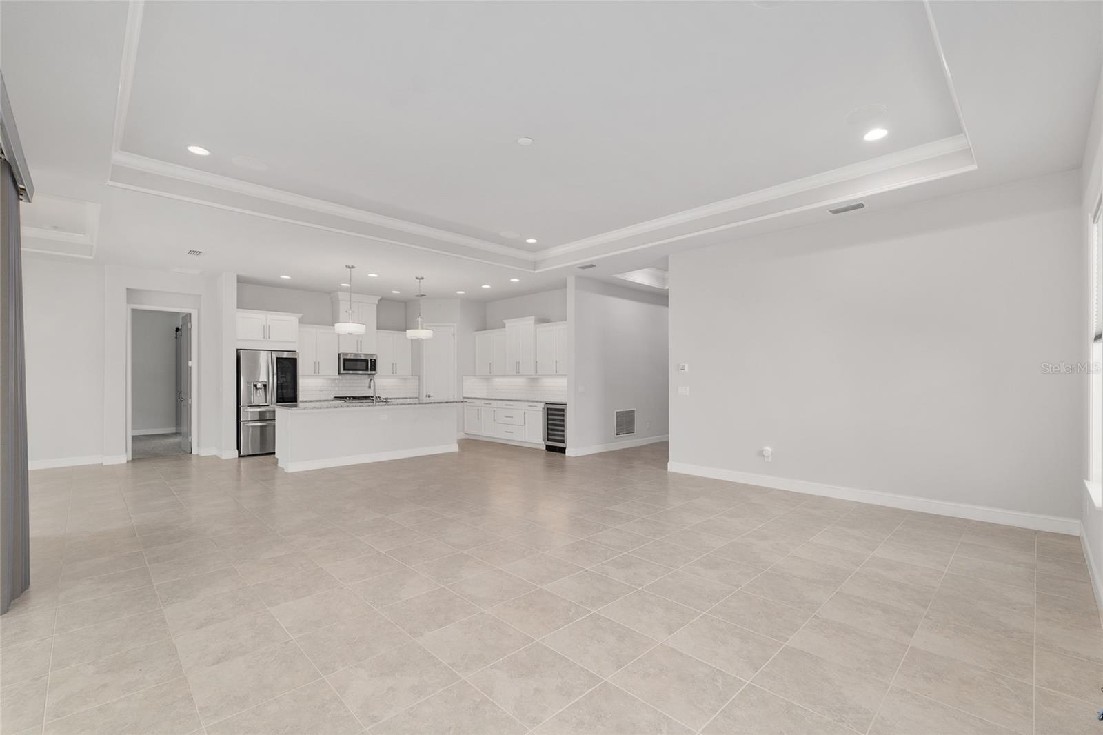 OAKMONT PH 2 PB 32 PG 30 - Residential Lease