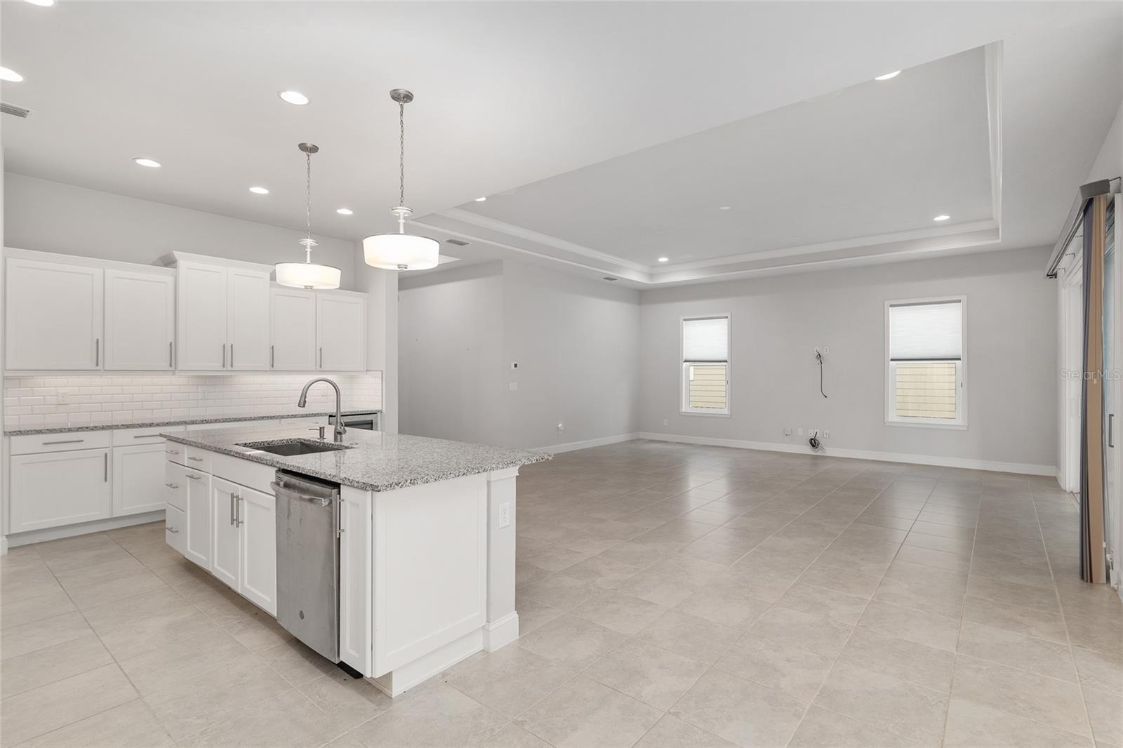 OAKMONT PH 2 PB 32 PG 30 - Residential Lease