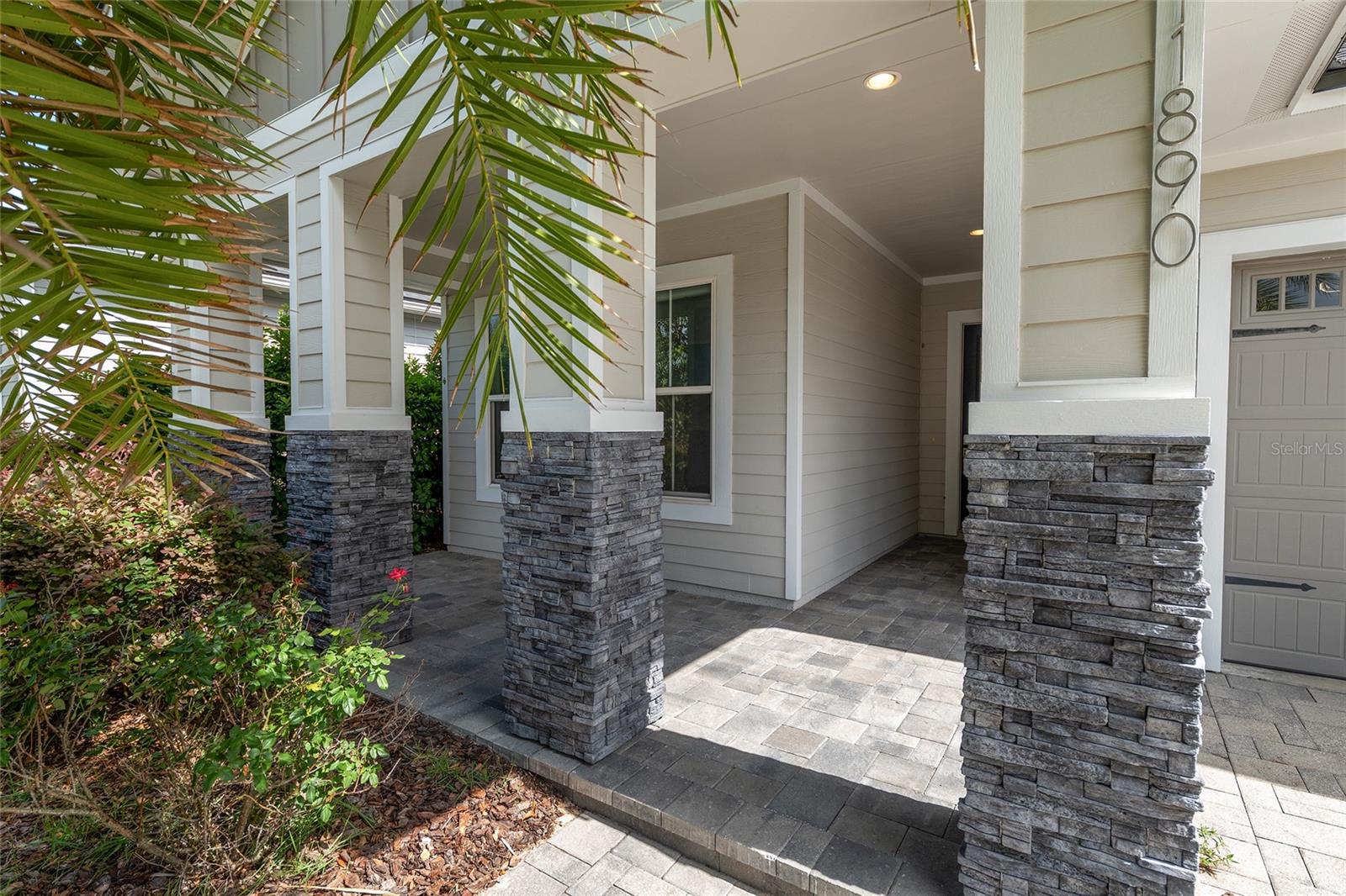 OAKMONT PH 2 PB 32 PG 30 - Residential Lease