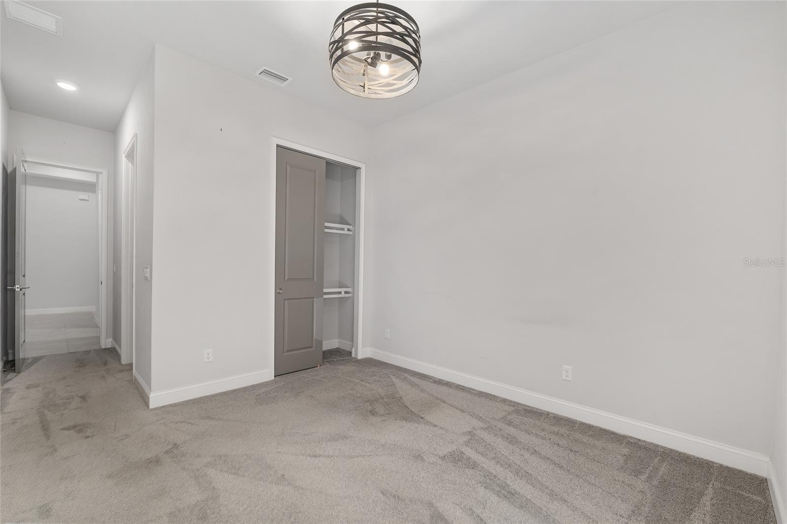 OAKMONT PH 2 PB 32 PG 30 - Residential Lease