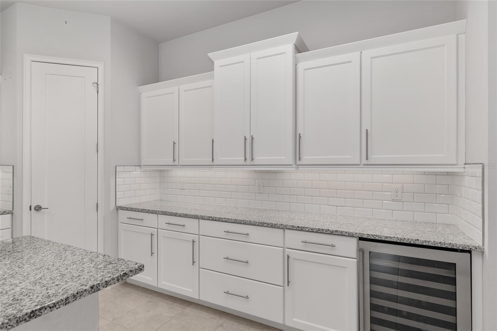 OAKMONT PH 2 PB 32 PG 30 - Residential Lease