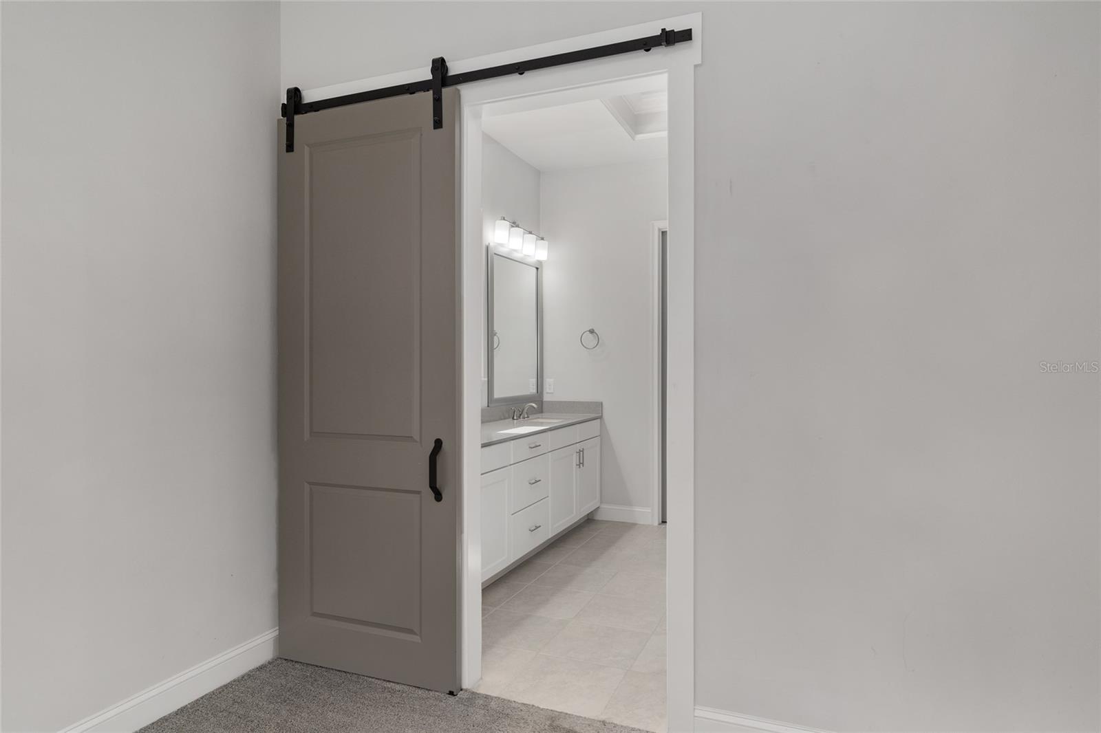 OAKMONT PH 2 PB 32 PG 30 - Residential Lease