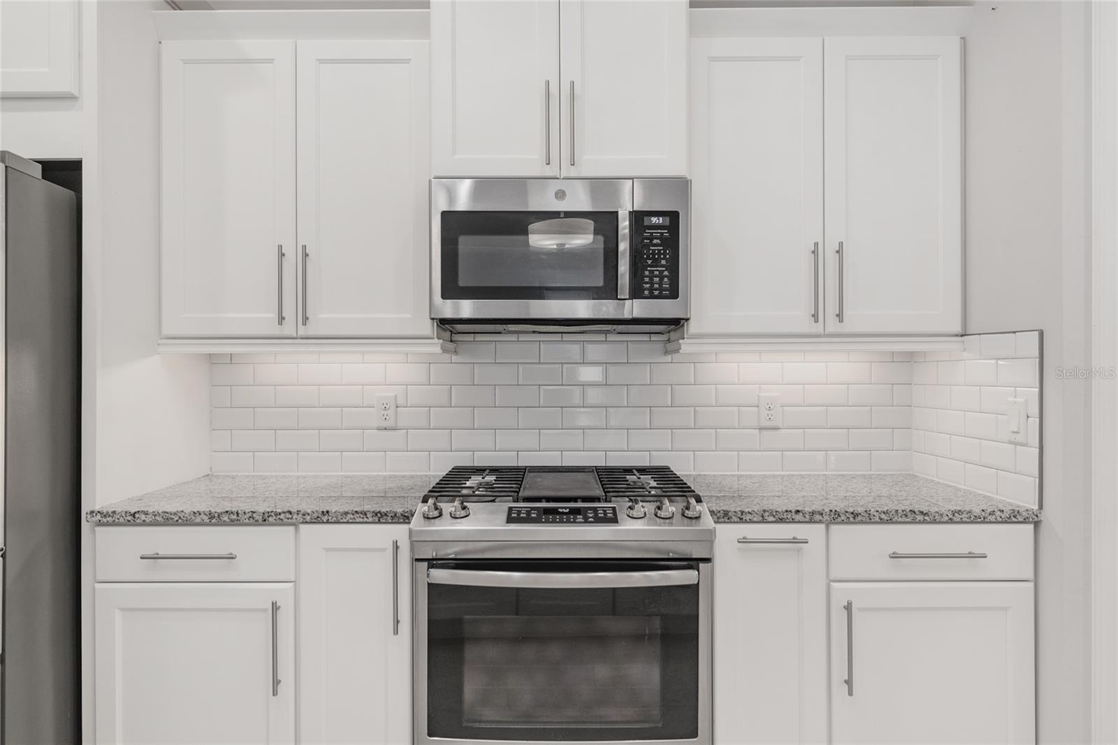 OAKMONT PH 2 PB 32 PG 30 - Residential Lease