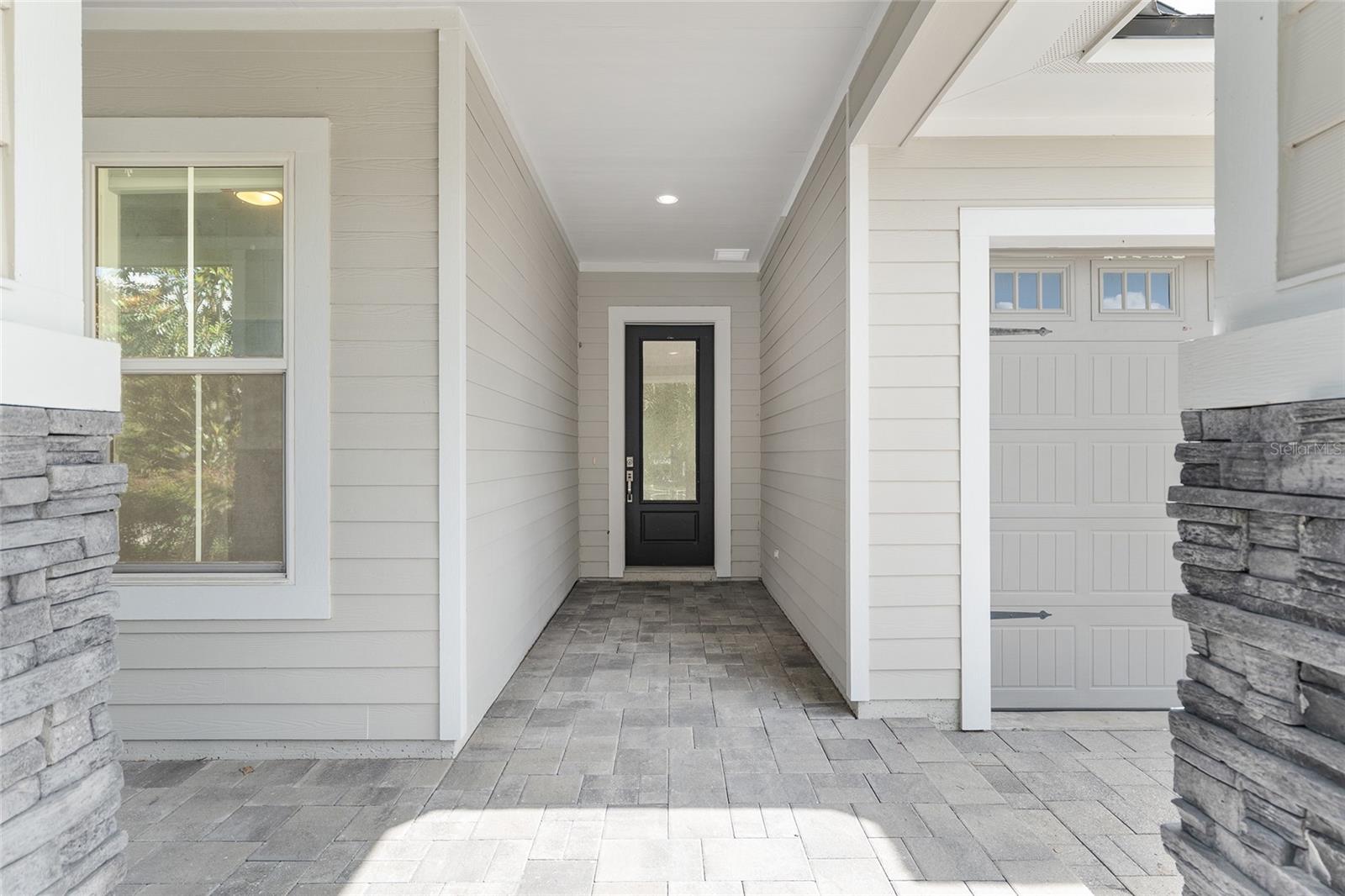 OAKMONT PH 2 PB 32 PG 30 - Residential Lease