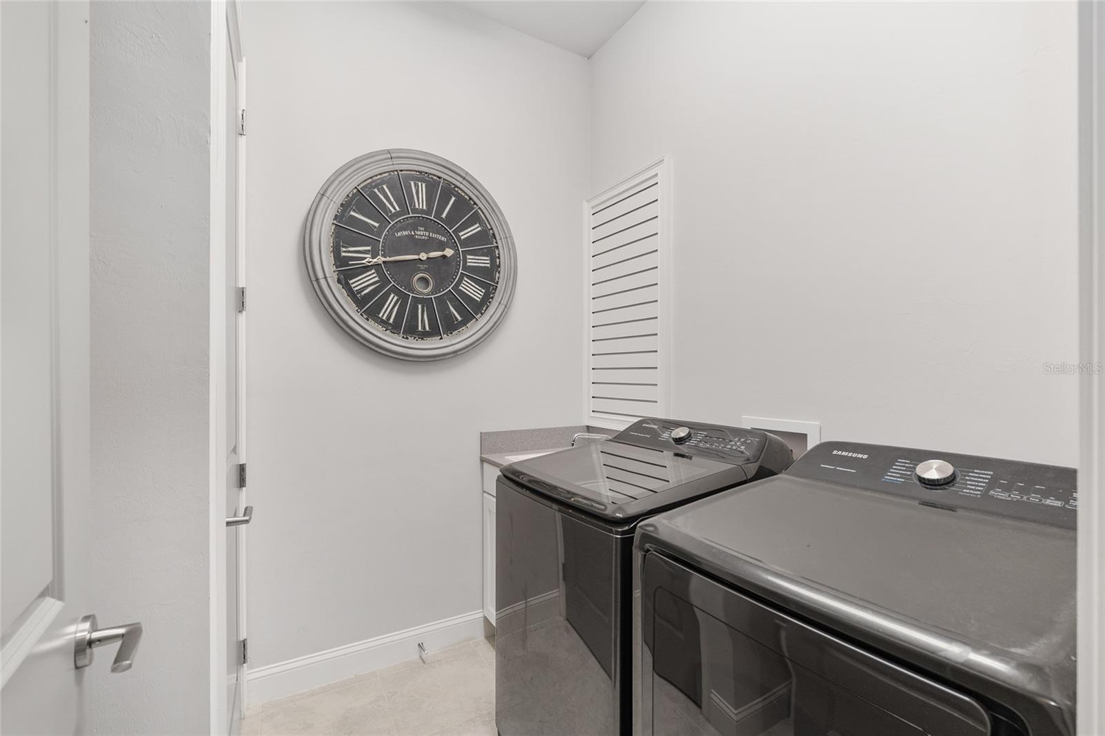 OAKMONT PH 2 PB 32 PG 30 - Residential Lease