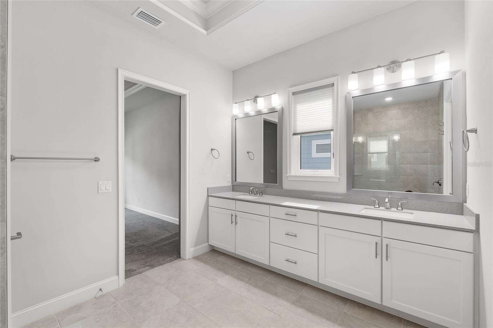 OAKMONT PH 2 PB 32 PG 30 - Residential Lease