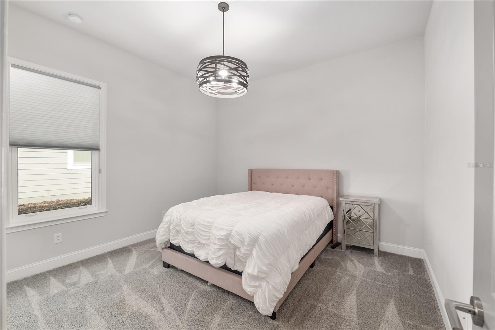 OAKMONT PH 2 PB 32 PG 30 - Residential Lease