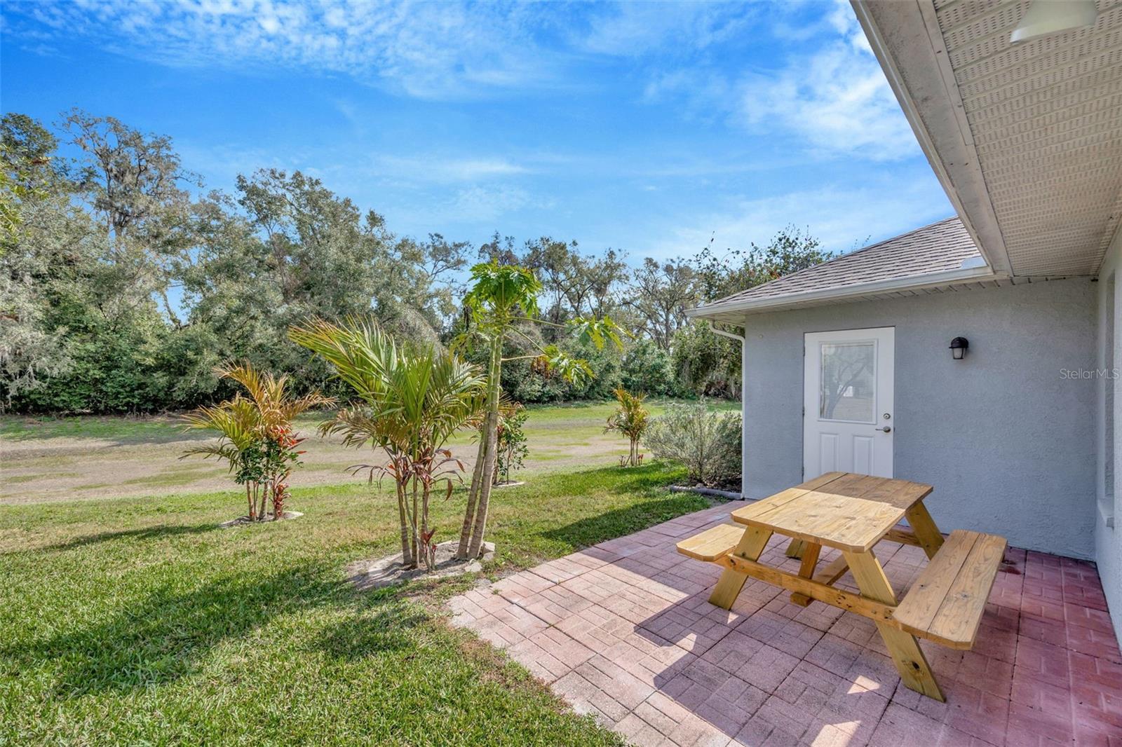 SILVER OAKS - Residential