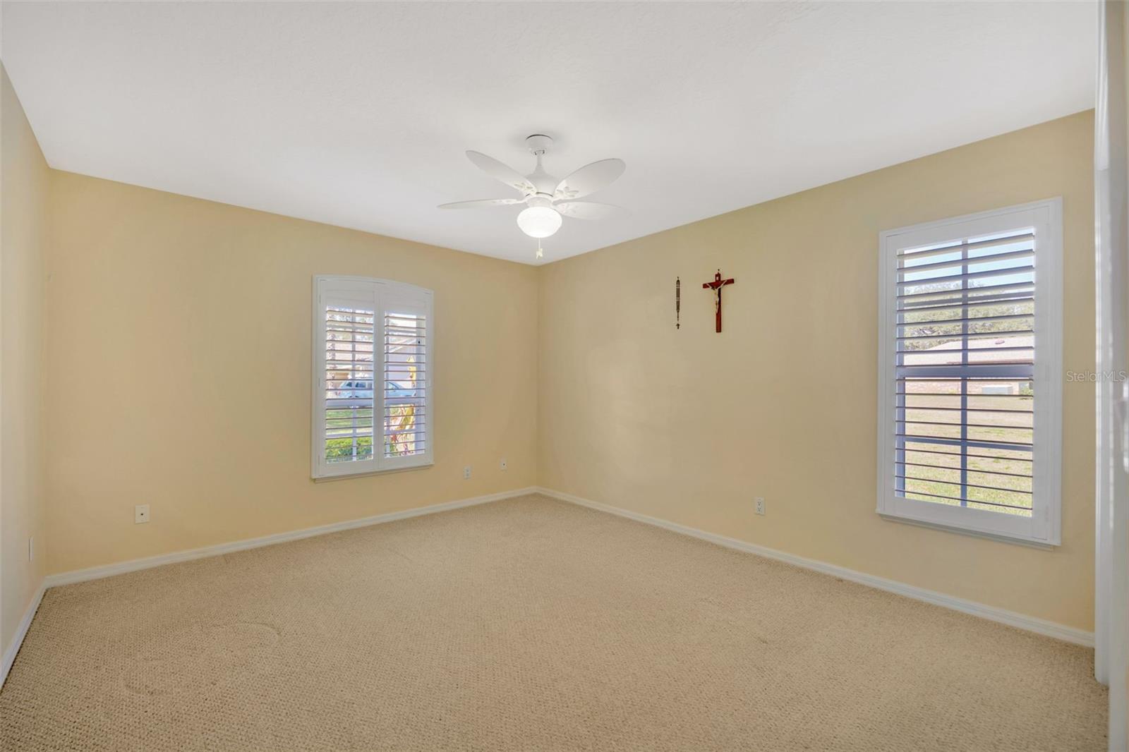 SILVER OAKS - Residential