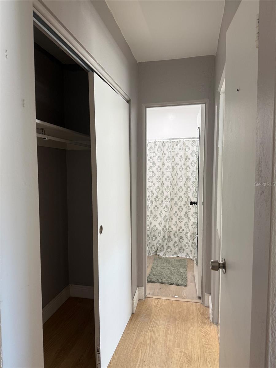 RIDGEWOOD GROVES - Residential