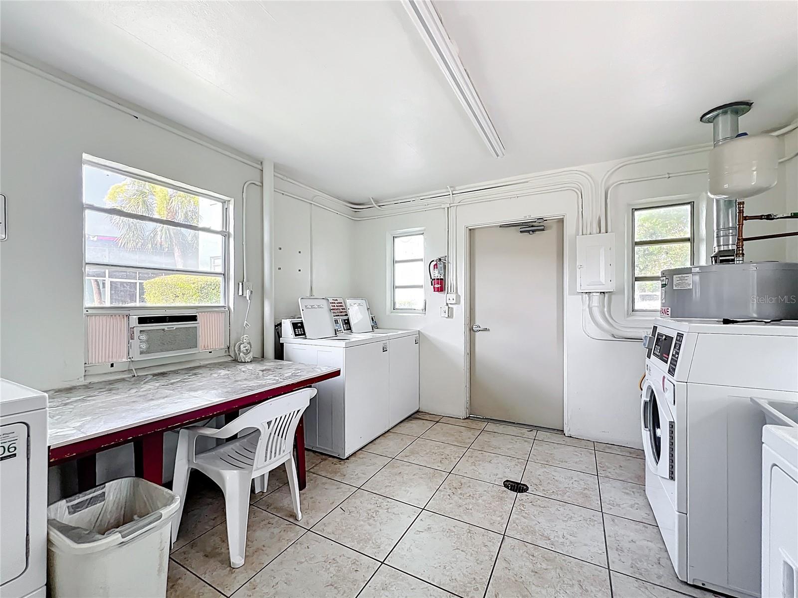 RIDGEWOOD GROVES - Residential