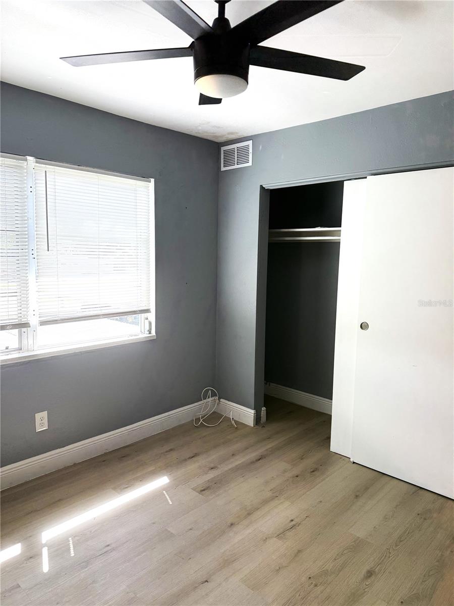 RIDGEWOOD GROVES - Residential