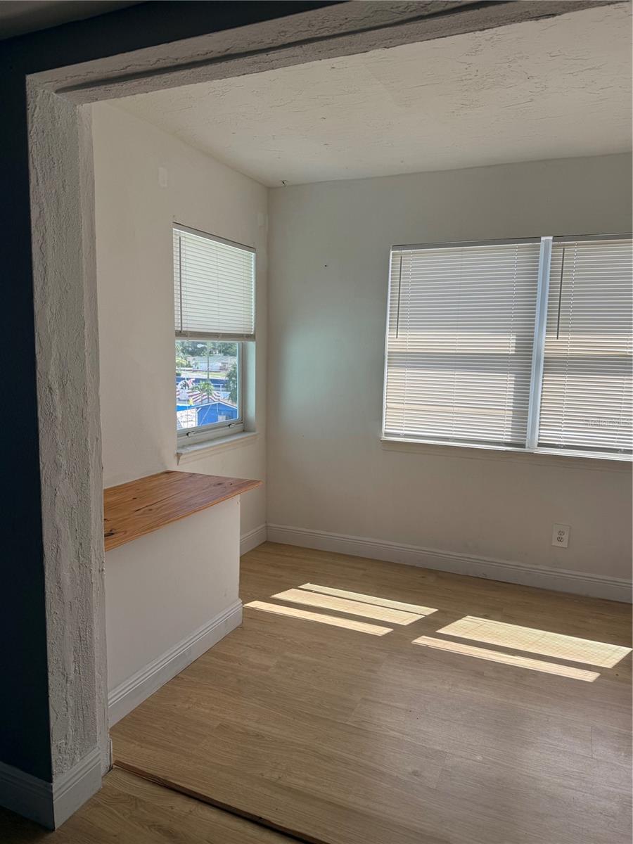 RIDGEWOOD GROVES - Residential