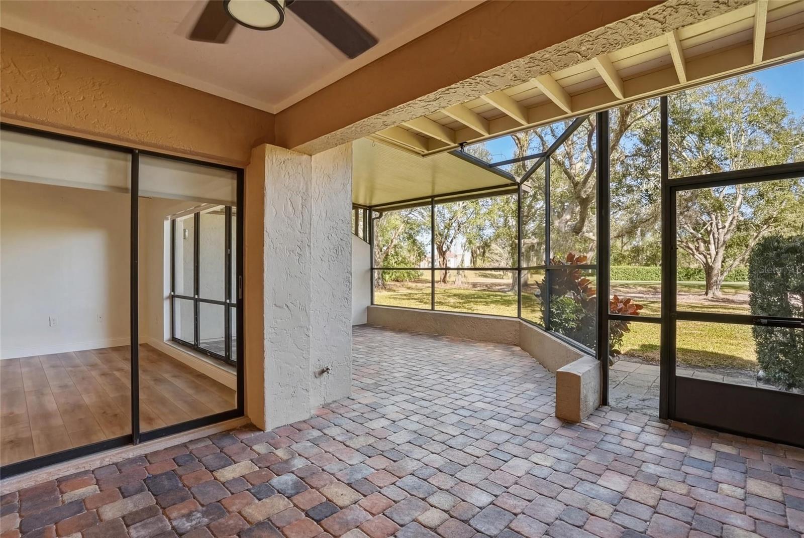 FAIRWAY LAKES TWNHMS VILLAG - Residential