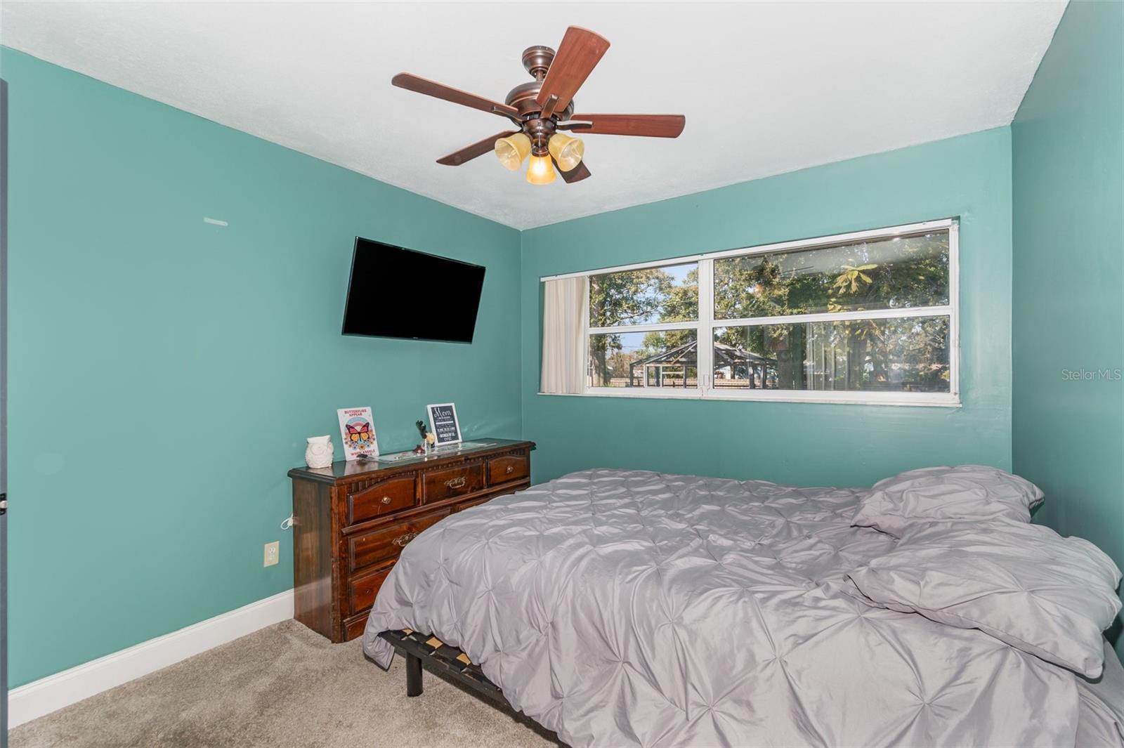 ILESDALE MANOR - Residential