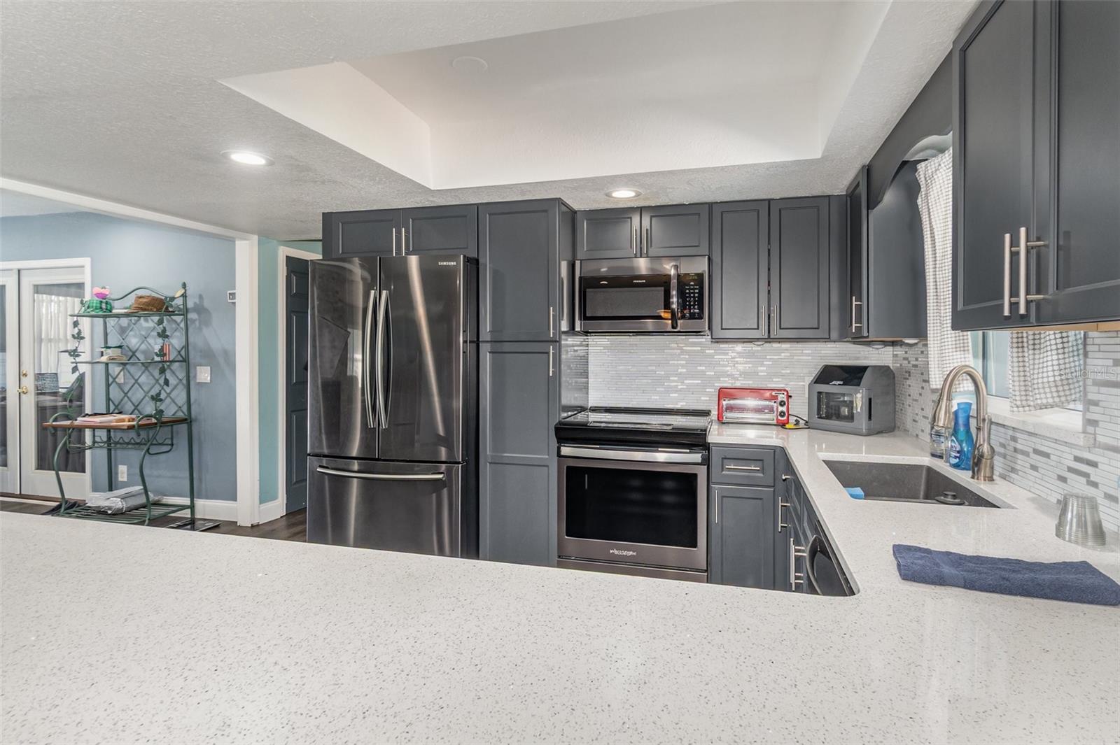 ILESDALE MANOR - Residential