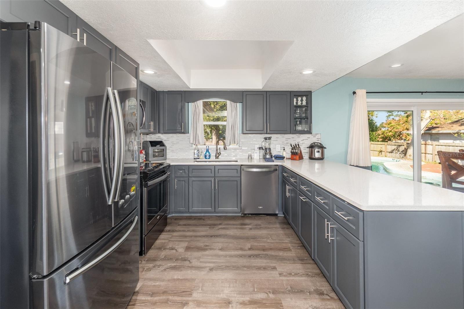 ILESDALE MANOR - Residential