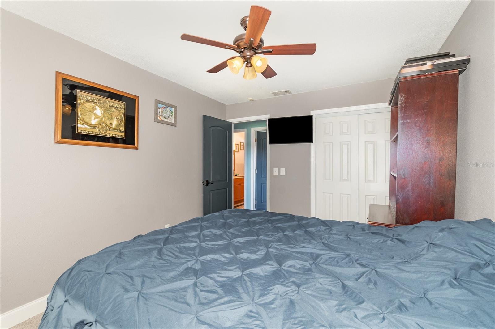 ILESDALE MANOR - Residential