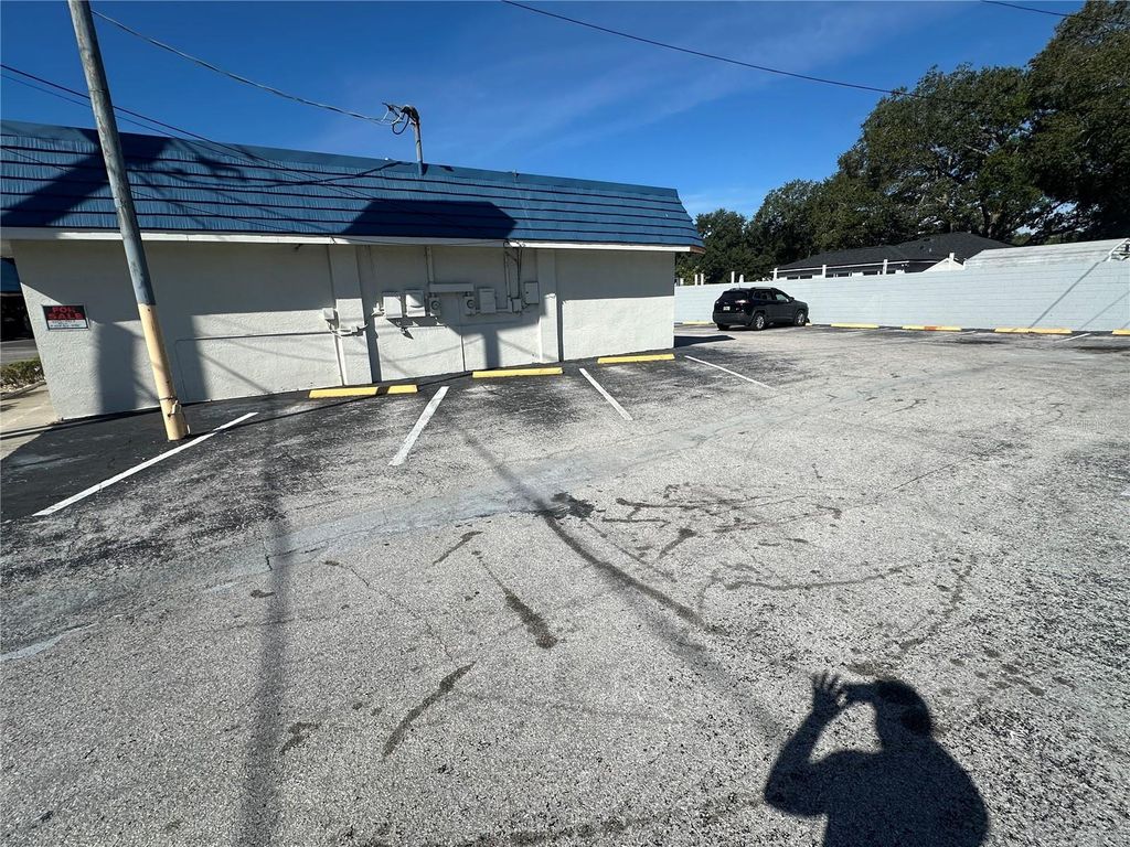 Photo of 4333 W Bay To Bay Boulevard, Tampa, FL 33629 (MLS # TB8452601)