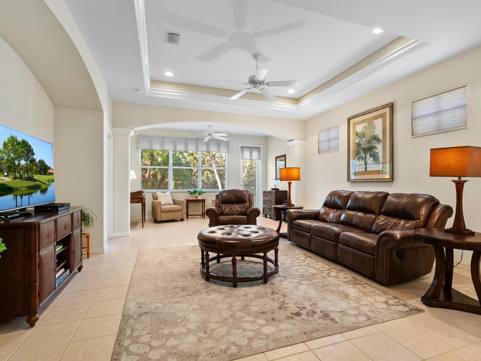 6642 TAILFEATHER WAY