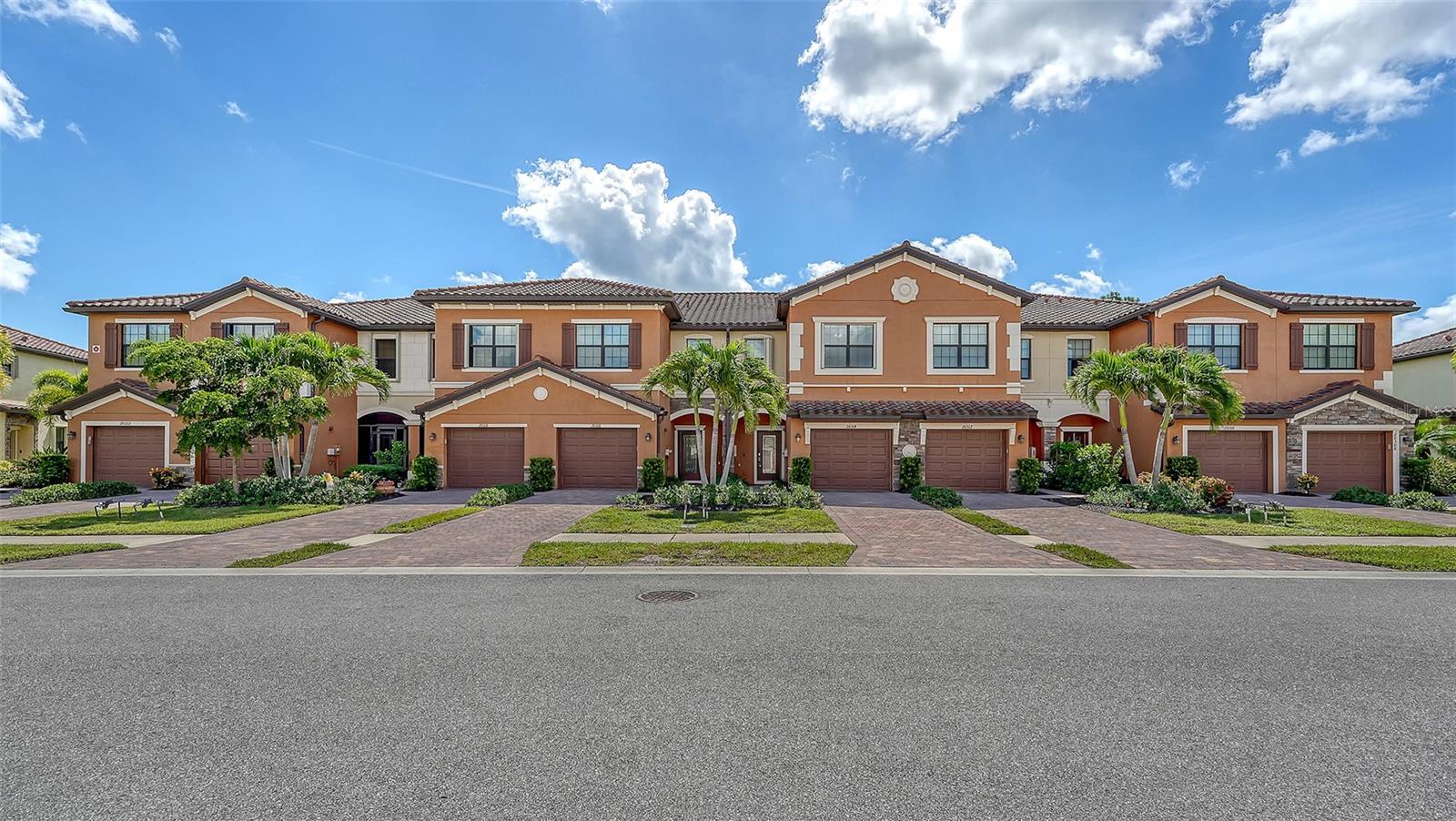 20314 LAGENTE CIRCLE