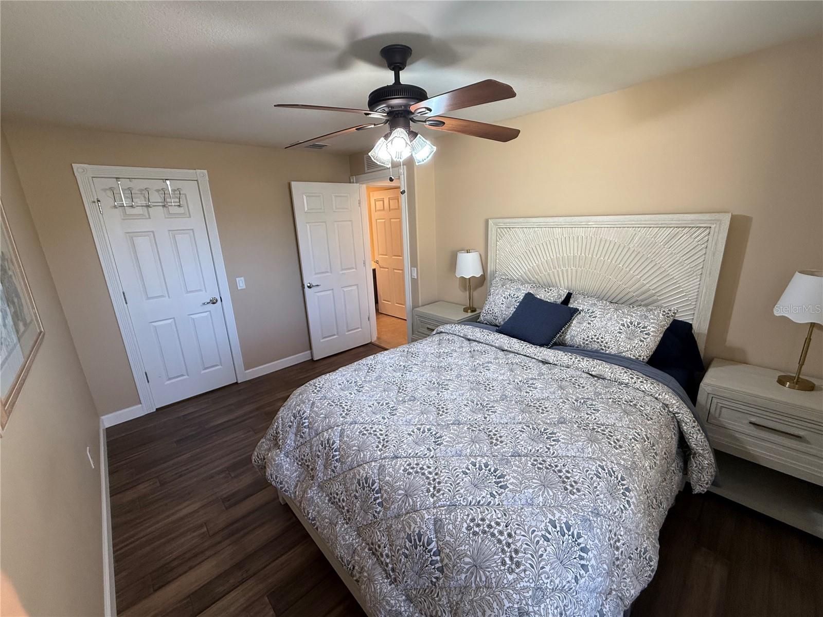 ISLES OF SARASOTA - Residential