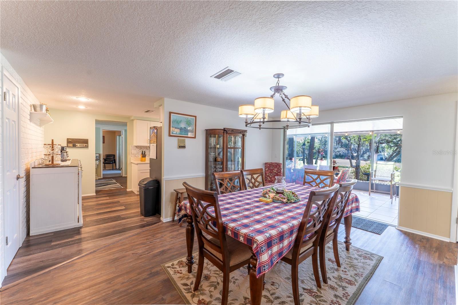 BEACON WOODS VILLAGE - Residential