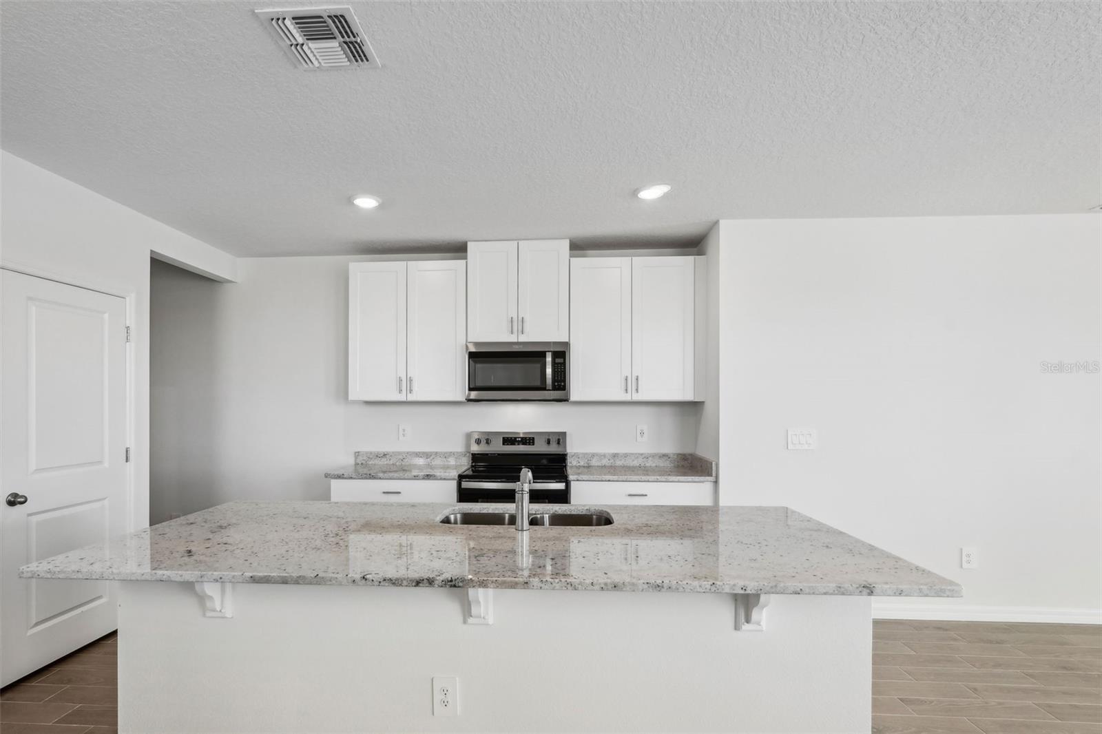 116 WHITELAND BEND