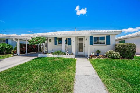 A home in LONGBOAT KEY