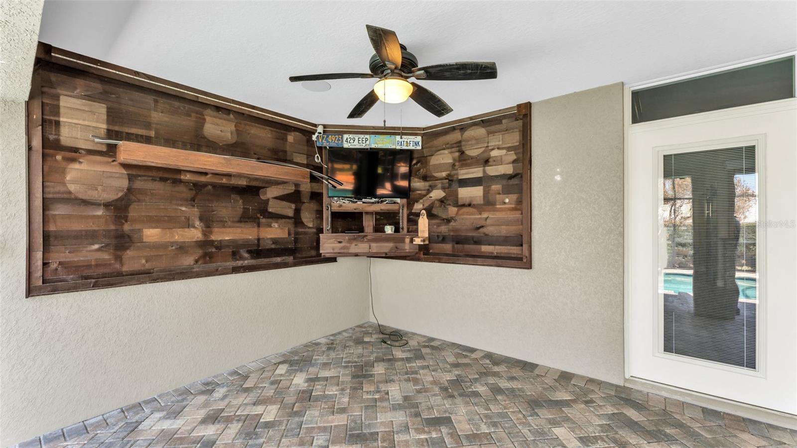 BENTLEY OAKS - Residential