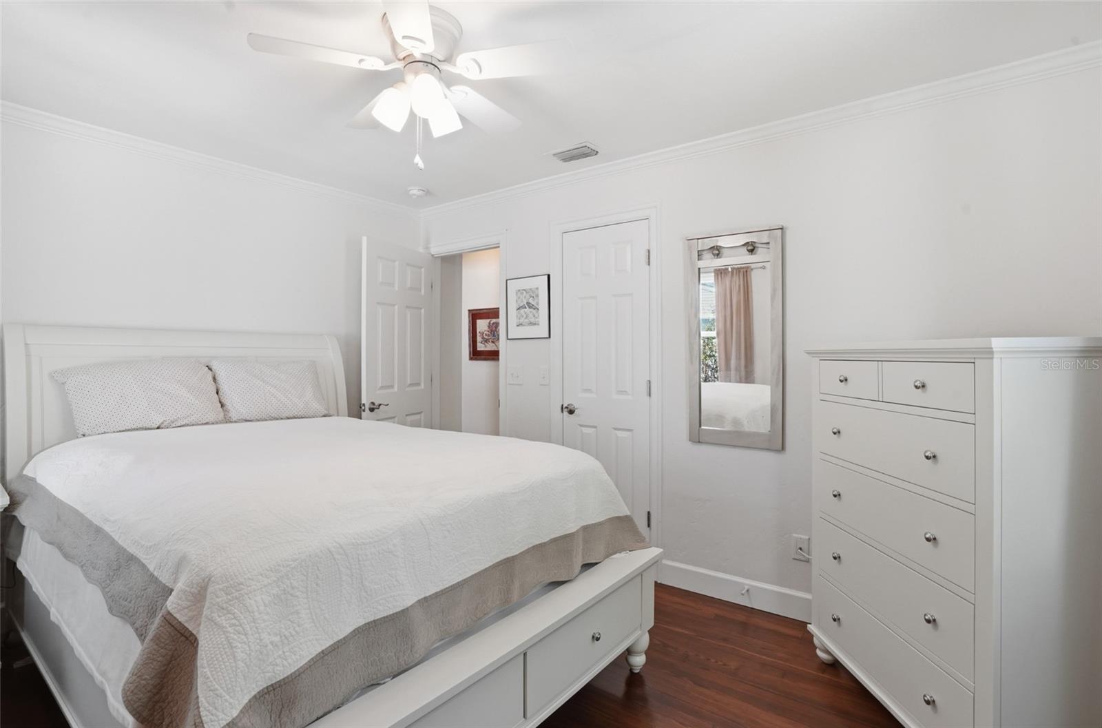 VETERAN CITY - Residential