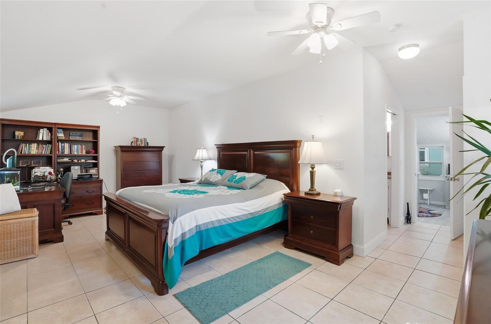 VETERAN CITY - Residential