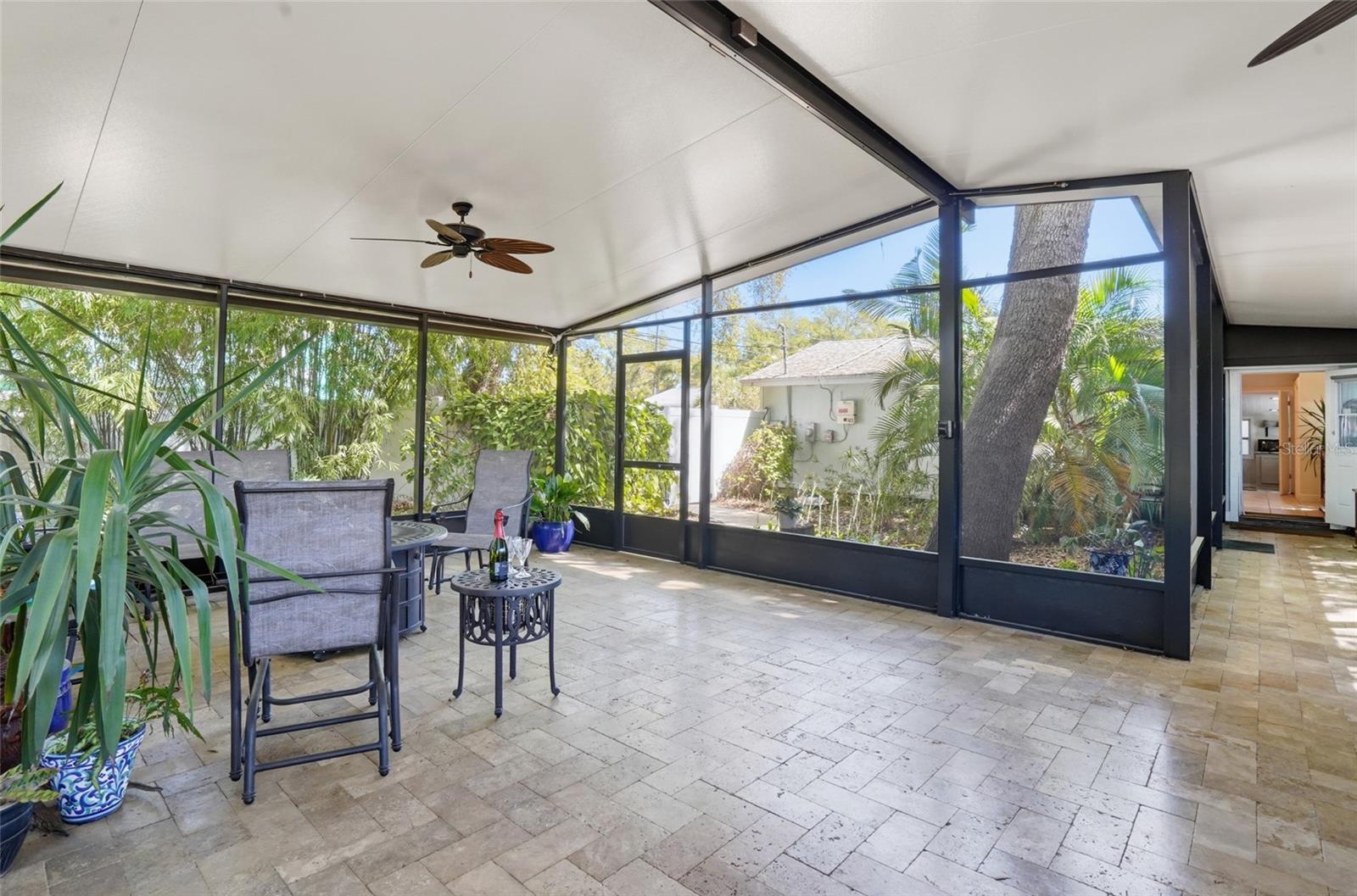 VETERAN CITY - Residential