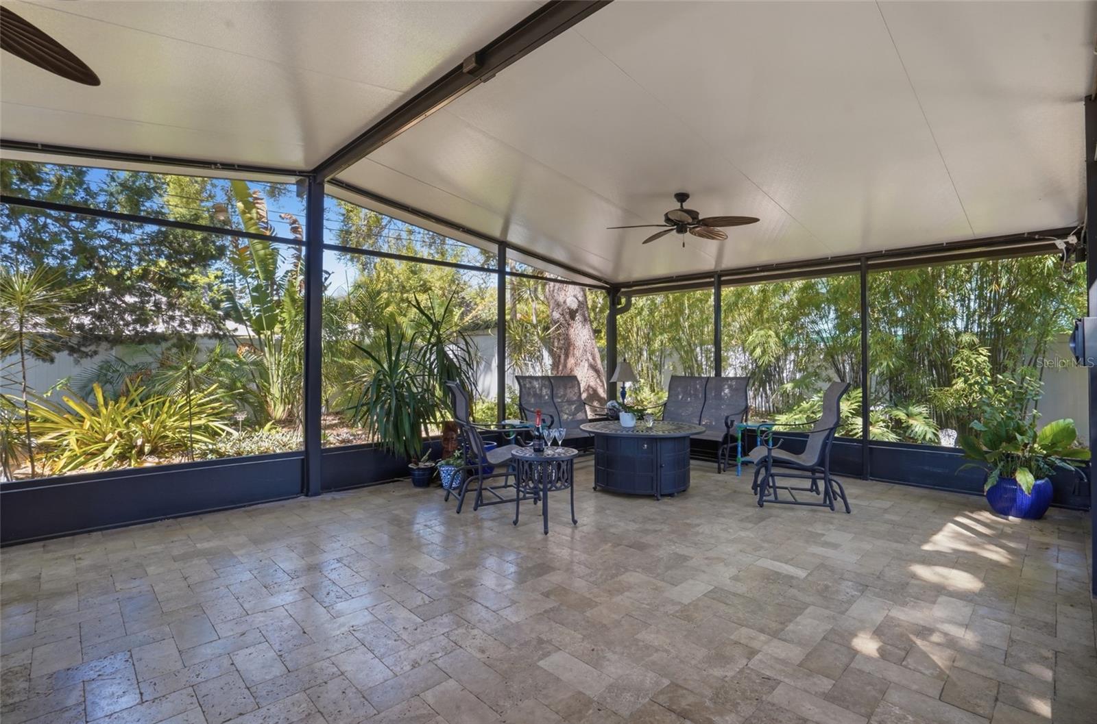 VETERAN CITY - Residential